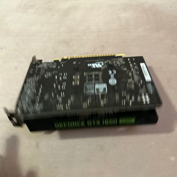 NVIDIA GEFORCE 1650 SUPER - Picture 4 of 7